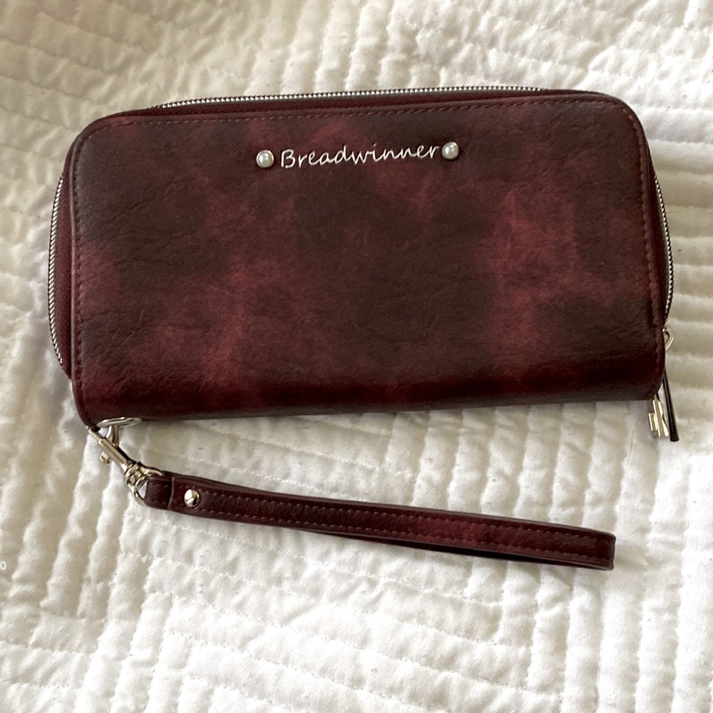 💛2/$10 Maurices Wallet